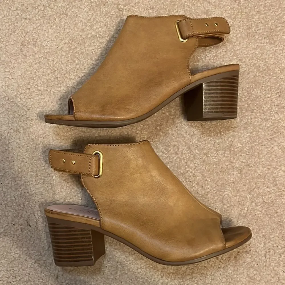 CITYCLASSIFIED Tan Peep Toe Ankle Booties.  Size 6.5